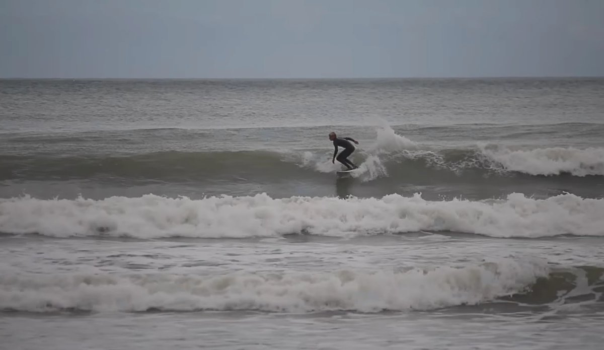 Winter session at Ōhope. The 4/3 wetsuit goes on June through September, the crowd thins, and the banks tend to shape up afte