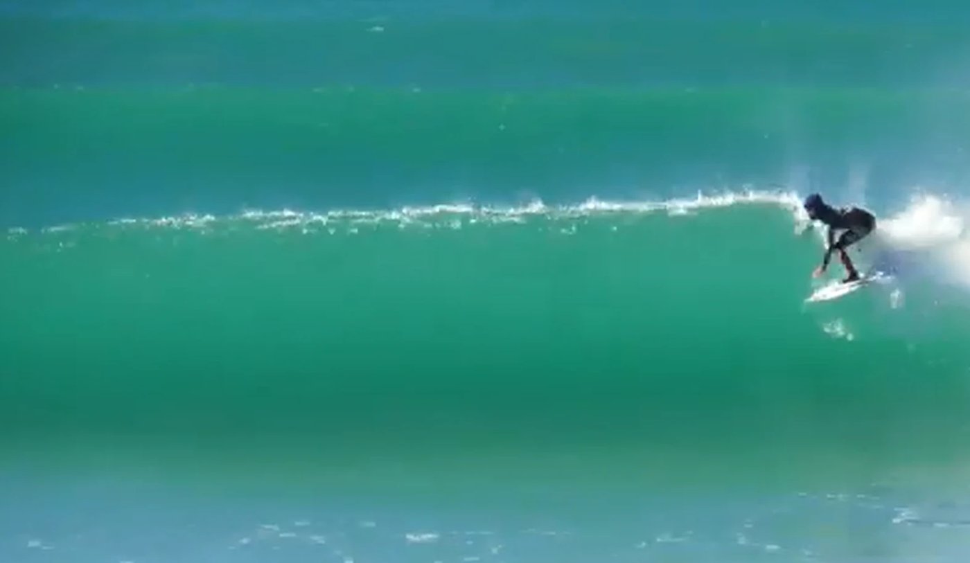 Surfing at Te Araroa, Te Araroa surf spot, Gisborne / East Cape, New Zealand.