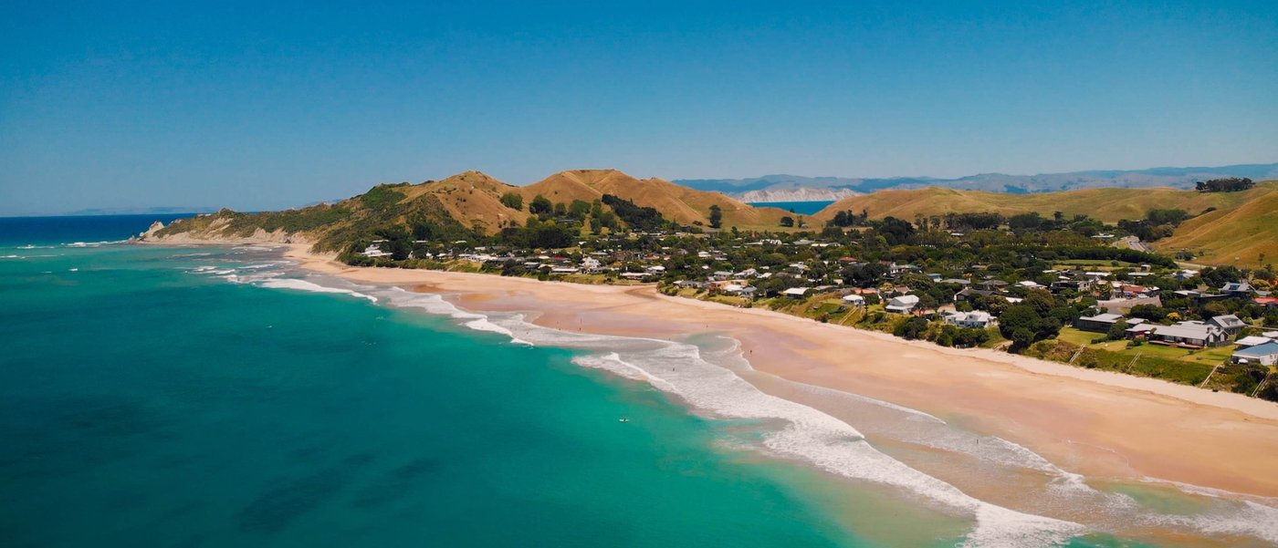 Surfing at Wainui Beach, Wainui Beach surf spot, Gisborne / East Cape, New Zealand.
